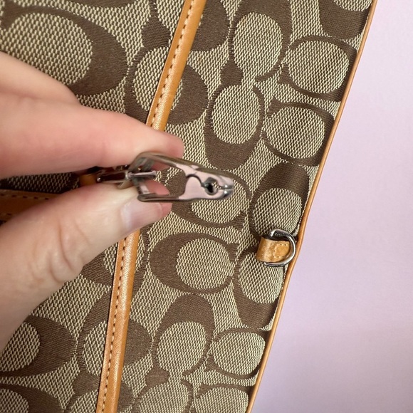 Coach Signature Special Edition Shoulder Bag - Picture 3 of 5
